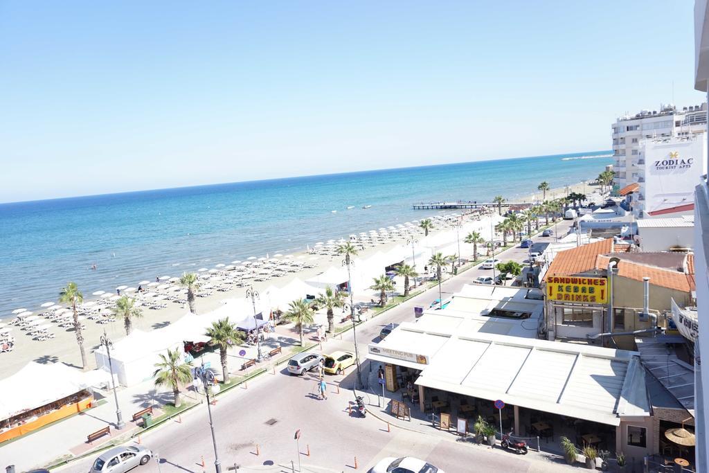 Lazuli Sea View Beachfront Ap 43 Larnaca Esterno foto